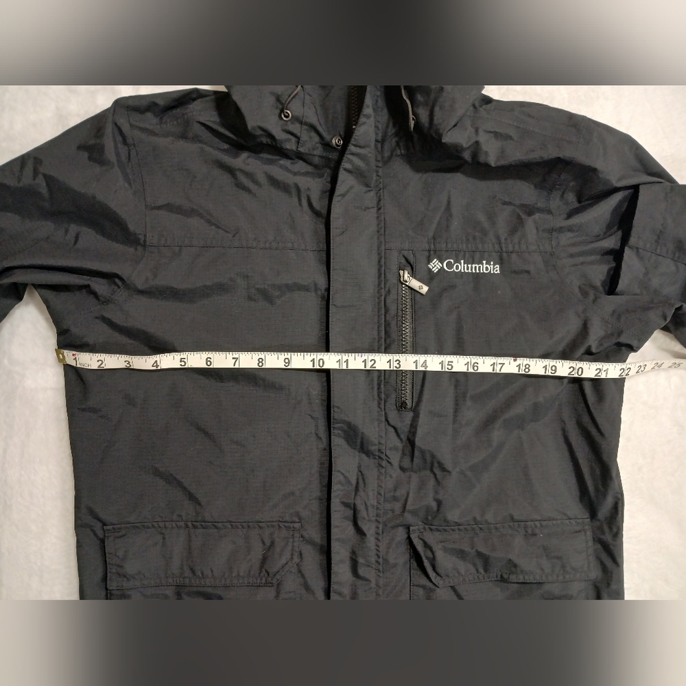 Columbia Omni-Tech Black Hooded Waterproof Rain Jacket Size M - Picture 7 of 10